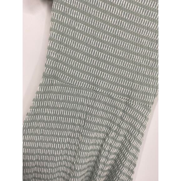 Caution to the Wind Green White Striped Short Sleeve Stretchy Dress NEW Small - Picture 6 of 10